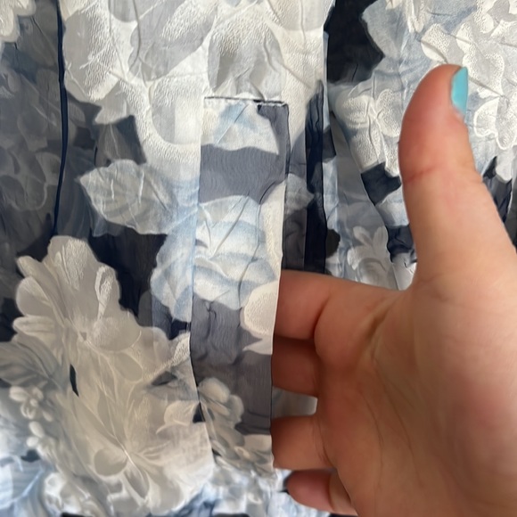 McGinn floral summer jacket. Size small. - Picture 5 of 9